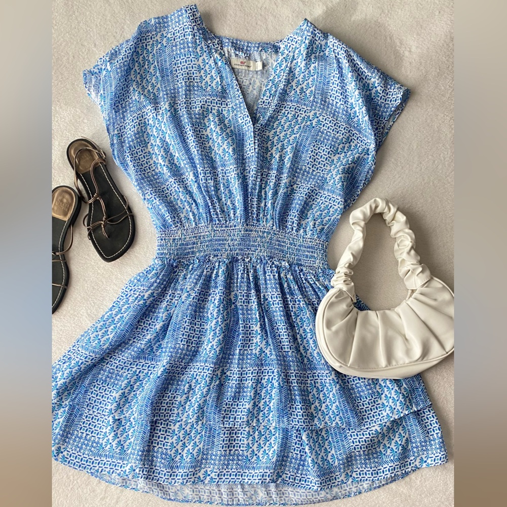 Vineyard Vines Sky Blue Printed Smocked Mini Dress - Picture 2 of 14